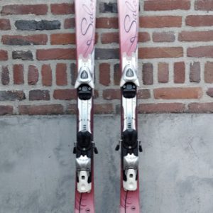 146cm Salomon Carve RC 146cm Refurbished ski’s – Topkwaliteit voor lage prijs | Skicenter Fam Coenraad